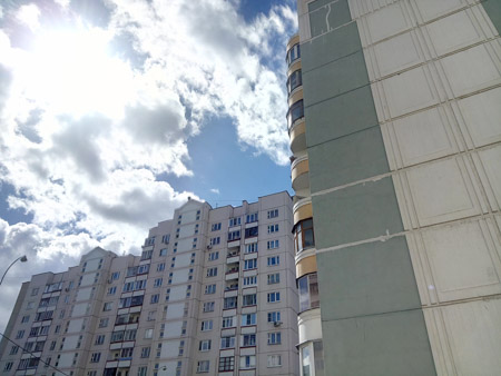 450x338  47 KB. Big one: 4352x3264  1817 KB