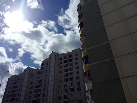 450x338  53 KB. Big one: 4160x3120  1350 KB