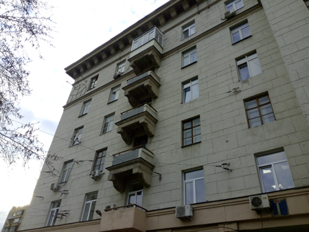 450x338  170 KB. Big one: 4608x3456  3866 KB