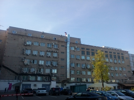 450x338  125 KB. Big one: 3264x2448  1313 KB