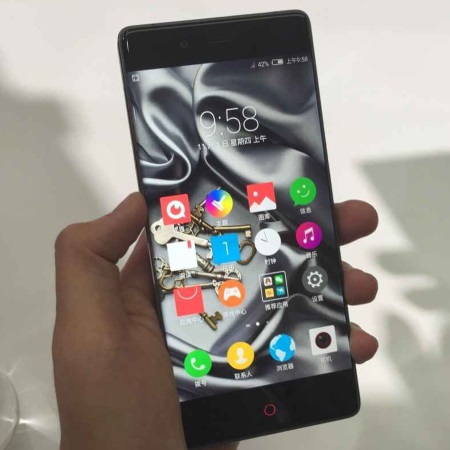 450x450  50 KB. Big one: 1136x852  87 KB