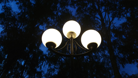 450x253  120 KB. Big one: 5376x3024  2109 KB