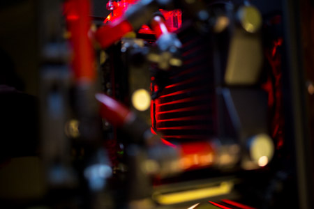 450x300  60 KB. Big one: 1500x1000  208 KB