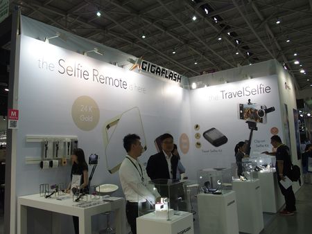 450x338  50 KB. Big one: 1500x1125  277 KB