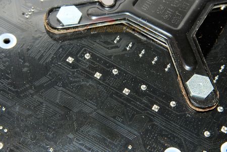 450x301  40 KB. Big one: 1500x1004  319 KB