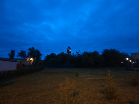 450x338  104 KB. Big one: 4160x3120  1899 KB