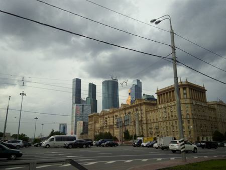 450x338  145 KB. Big one: 4096x3072  1250 KB