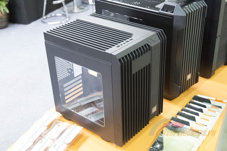 450x300  54 KB. Big one: 1500x1000  389 KB