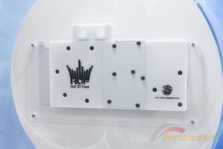 450x300  24 KB. Big one: 1500x1000  200 KB