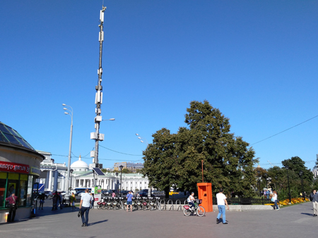 450x338  145 KB. Big one: 4000x3000  3654 KB