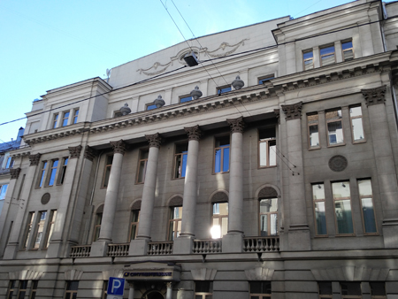 450x338  152 KB. Big one: 4000x3000  3506 KB