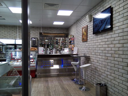 450x338  57 KB. Big one: 3264x2448  4425 KB