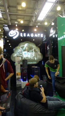 253x450  39 KB. Big one: 844x1500  205 KB