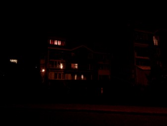 337x253  10 KB. Big one: 3264x2448  770 KB