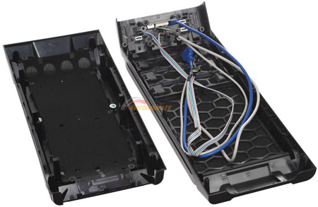 450x293  30 KB. Big one: 1500x976  275 KB