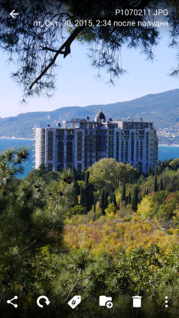 253x449  235 KB. Big one: 720x1280  1869 KB