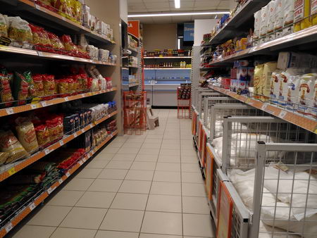 450x338  55 KB. Big one: 4096x3072  2995 KB