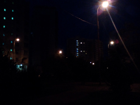 450x338  41 KB. Big one: 2560x1920  321 KB