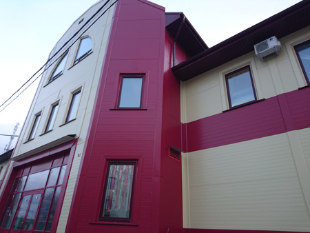 450x338  132 KB. Big one: 5520x4140  6450 KB