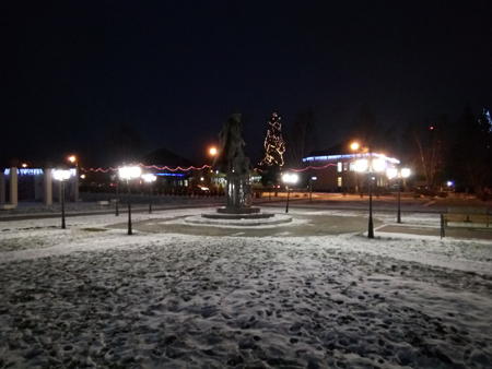 450x338  125 KB. Big one: 4160x3120  3045 KB