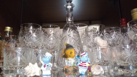 448x252  60 KB. Big one: 6144x3456  8939 KB