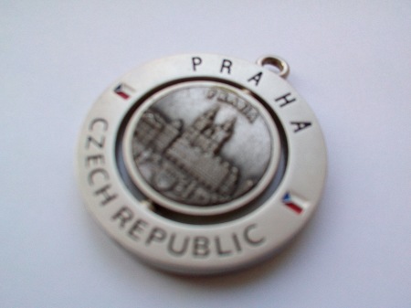 450x337  29 KB. Big one: 4608x3456  4445 KB