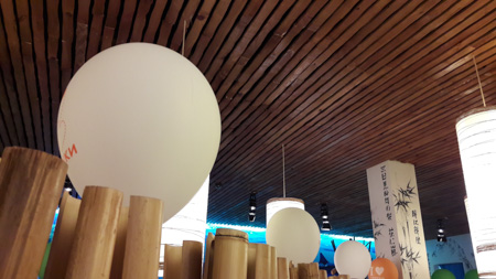 450x253  56 KB. Big one: 4128x2322  1200 KB