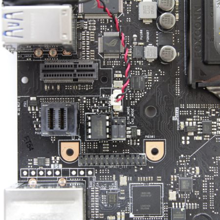 450x450  60 KB. Big one: 1000x1000  224 KB