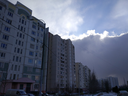 450x338  50 KB. Big one: 4608x3456  1532 KB