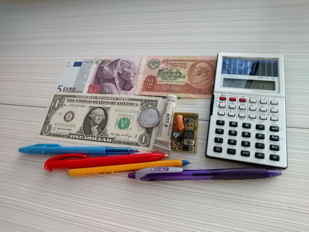 450x338  52 KB. Big one: 2592x1944  1551 KB