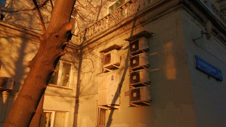 450x253  331 KB. Big one: 4160x2340  3080 KB