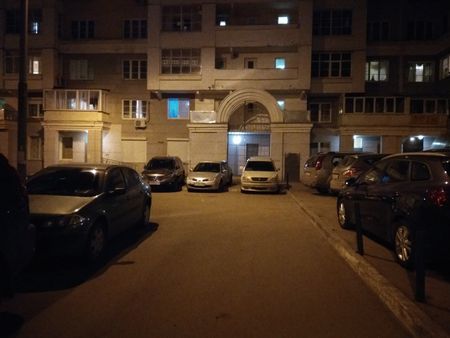 450x338  36 KB. Big one: 4608x3456  5145 KB