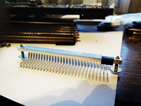 450x338  50 KB. Big one: 800x600  143 KB