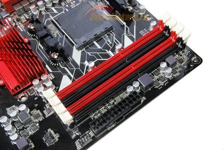 450x301  45 KB. Big one: 1500x1004  313 KB