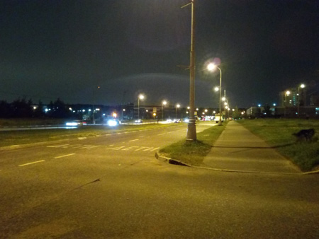 450x338  50 KB. Big one: 4608x3456  2096 KB