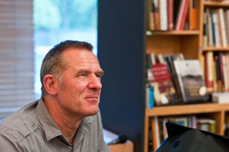 450x299  47 KB. Big one: 1000x664  150 KB