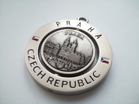 450x337  40 KB. Big one: 3264x2448  2021 KB