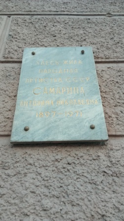 252x448  61 KB. Big one: 3168x5632  5465 KB