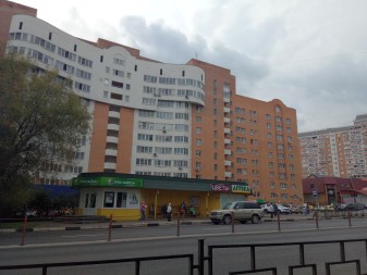 337x253  290 KB. Big one: 4160x3120  4467 KB