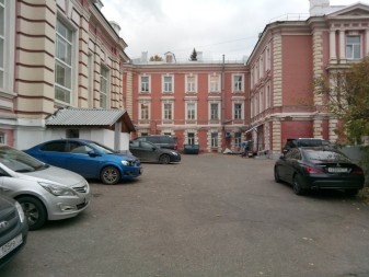 337x253  175 KB. Big one: 4224x3168  3716 KB