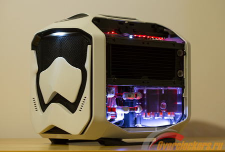 450x305  100 KB. Big one: 1500x1017  210 KB