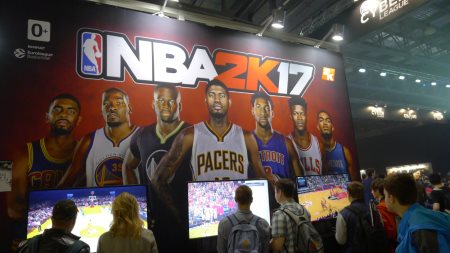 450x253  40 KB. Big one: 1000x563  111 KB