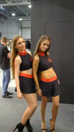 253x450  32 KB. Big one: 563x1000  86 KB