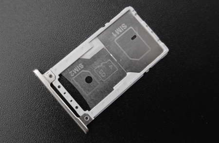 450x295  55 KB. Big one: 900x590  153 KB