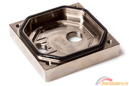 450x300  25 KB. Big one: 1500x1000  227 KB