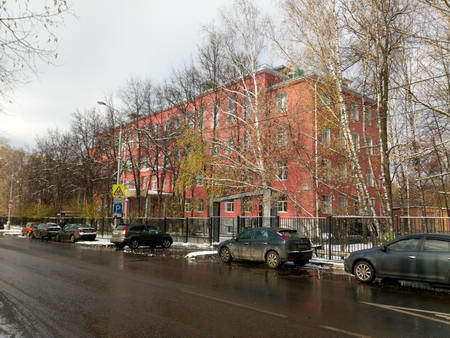 450x338  50 KB. Big one: 4160x3120  6366 KB