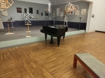 338x253  43 KB. Big one: 5488x4112  6821 KB