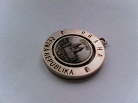 450x337  29 KB. Big one: 1600x1200  268 KB