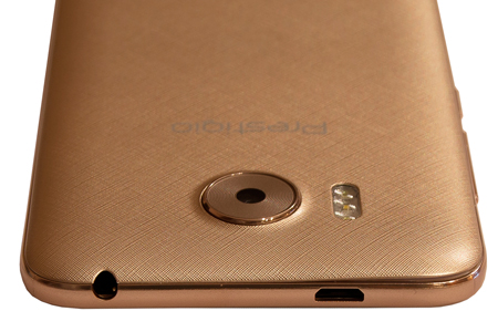 450x300  92 KB. Big one: 1500x1000  1047 KB