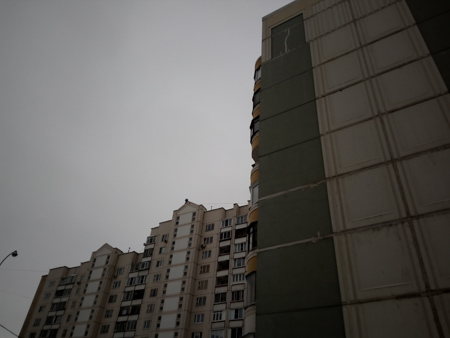 450x338  50 KB. Big one: 4160x3120  2709 KB